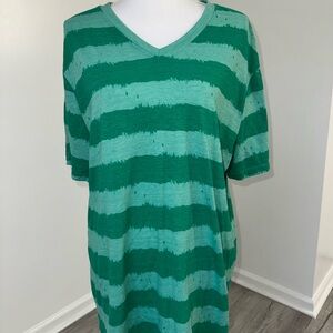 VTG Red Camel Green Striped V-Neck T-Shirt Men’s XXL Casual Oversized‎ Tee